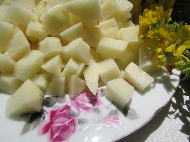 Куриный суп с морской капустой