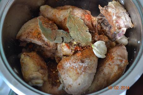 Курица в кисло-сладком луковом соусе