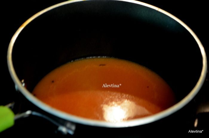 Томатный суп с крутонами