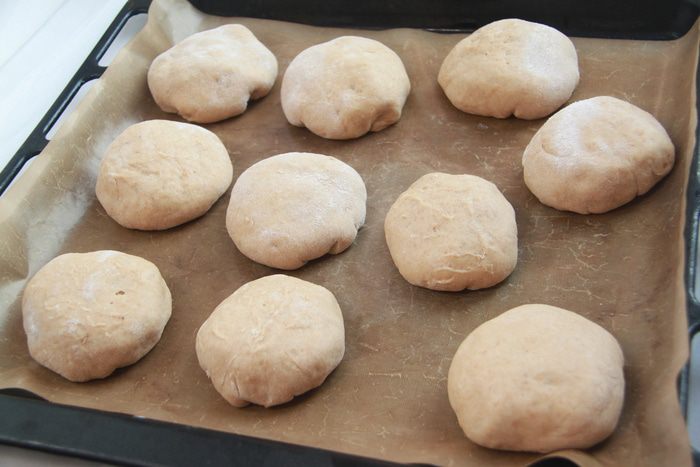 Шведские колобки из спельты с шоколадным кремом