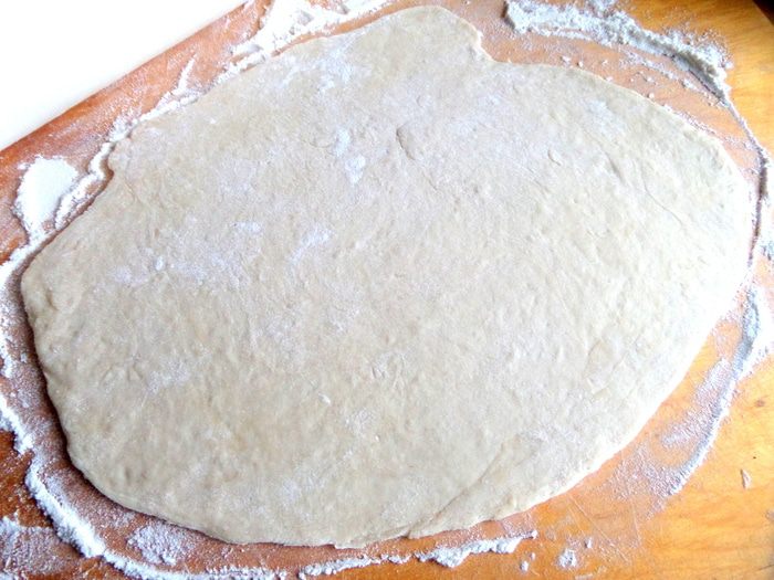 Мини-пирожки с капустой, сельдереем, шпинатом и сыром