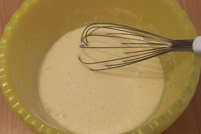 Яблочный пирог с пудинговым кремом