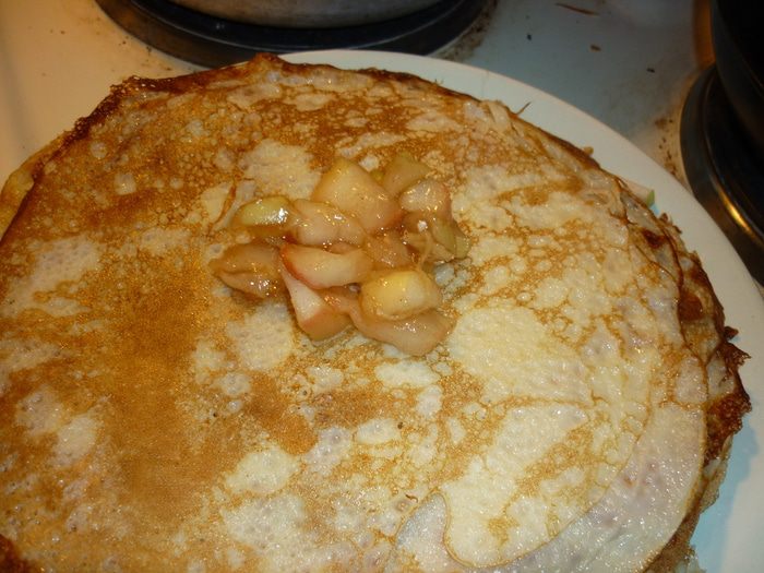 блинчики с яблоками