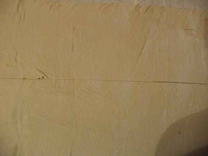 Слоеные пирожки с мясной начинкой