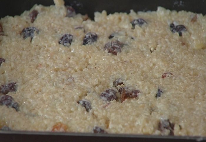 Ванильный рисовый пудинг с изюмом и карамелью 