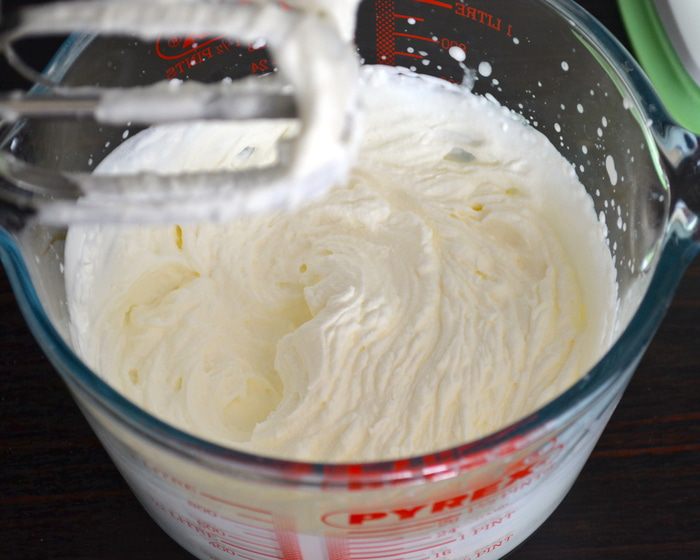 Нежнейшее пирожное со сливами (без муки)