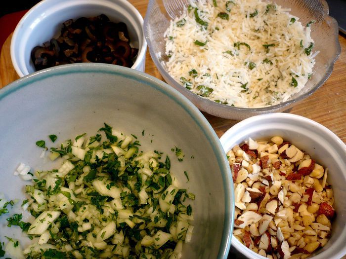 Цельнозерновые булочки с начинкой «Как жизнь без весны...»