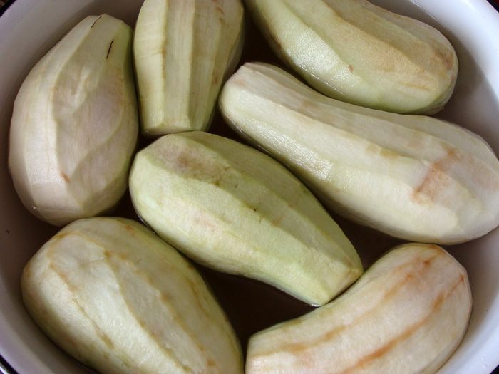 Баклажаны в горшочке