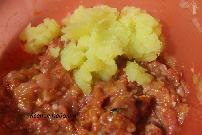 Мясные кексы с начинкой