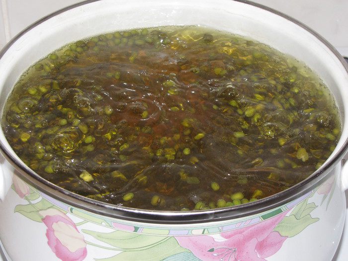 Мош угра, машевый суп с лапшой