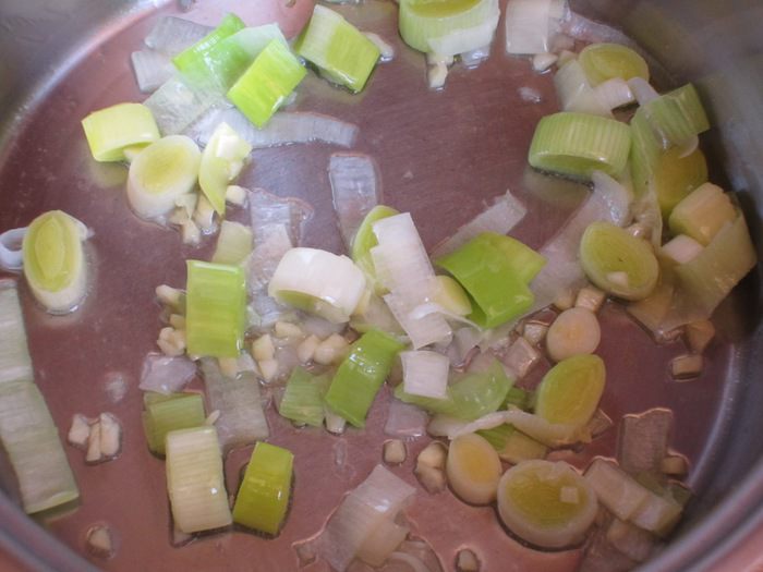 Ризотто с лососем и  зеленым горошком 