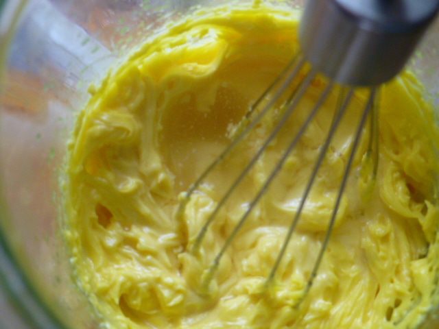 Майонез на домашних яйцах