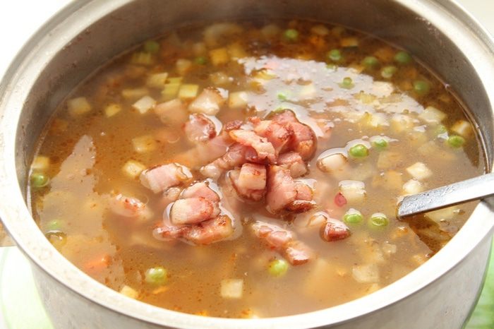 Наваристая чечевичная похлебка