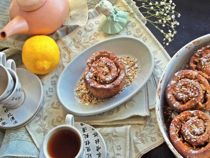 Булочки яблочные из полезной муки