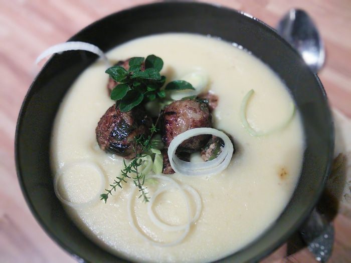 Картофельный крем-суп с мясным шариками