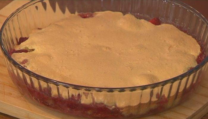 Миндальный торт с клубникой 