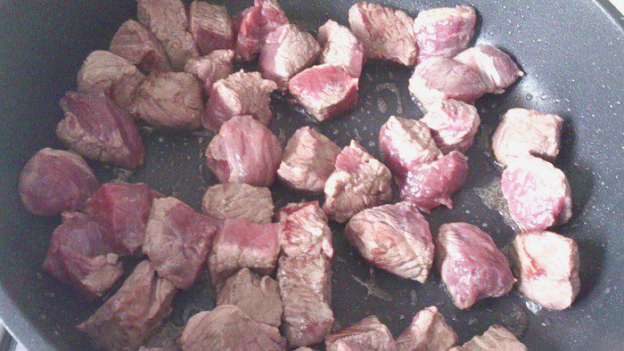 Телятина с курагой