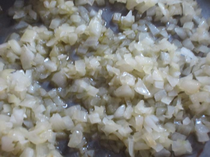 Курица с оливками и сладким перцем