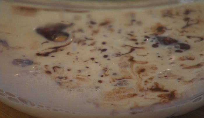 Шоколадные маффины с черешней 