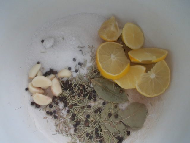 Праздничная свинина под медово-горчичной глазурью 