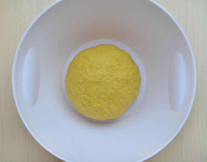 Галета с безе и ягодами