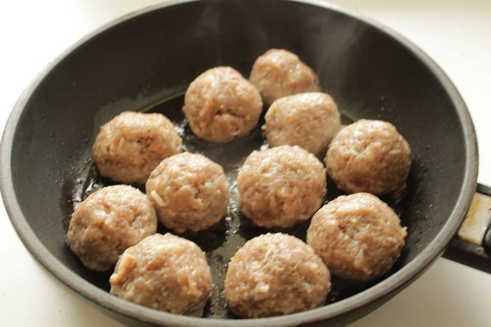 Запеканка с тефтелями, брокколи и цветной капустой