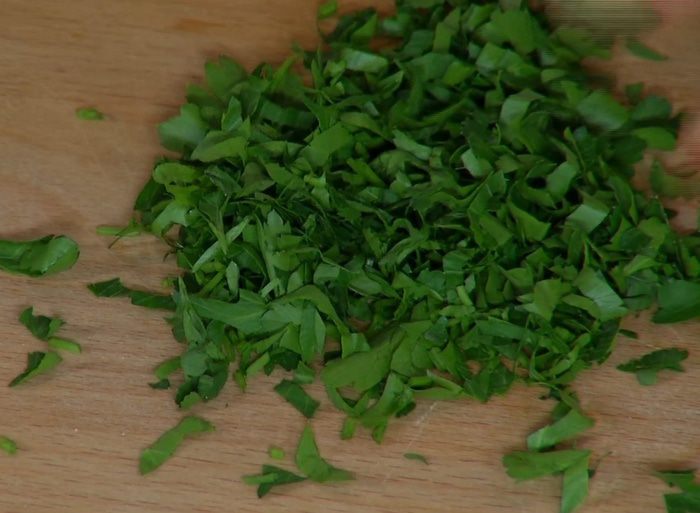 Лазанья из цукини с рикоттой и соусом песто