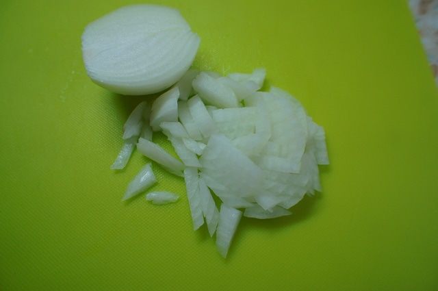 Картофельная пицца с грибами и маслинами