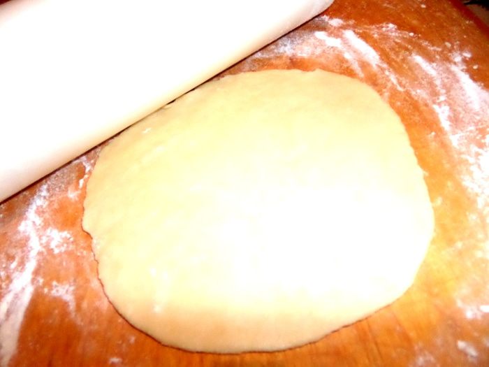 Рогалики с арахисовой пастой