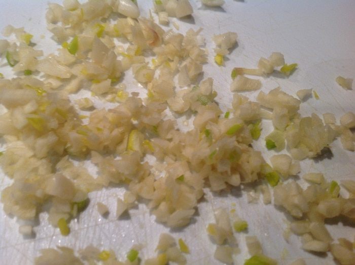 Баранина, запеченная с травами