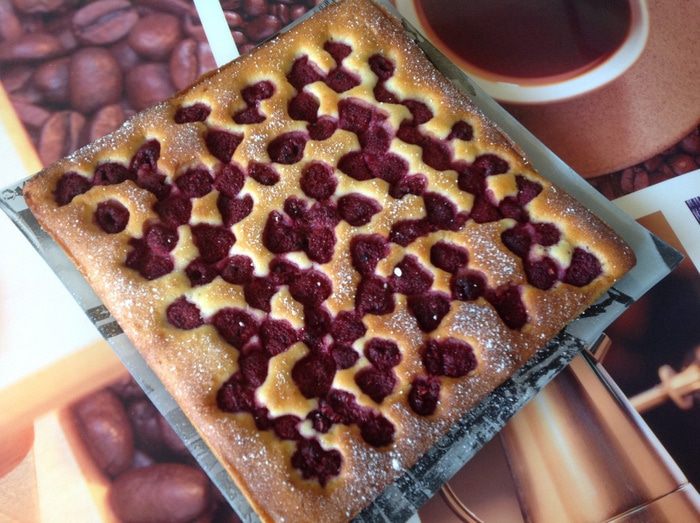 Пирог с малиной