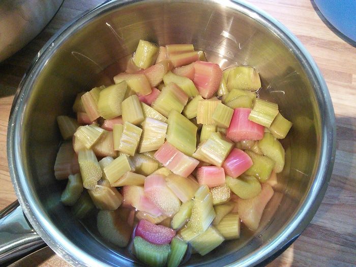 Клубнично-ревеневый мармелад