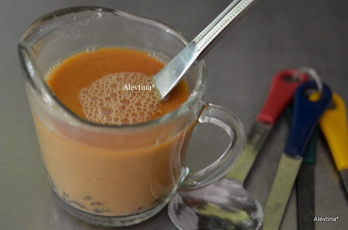 Куриные бедрышки в пакете с овощами