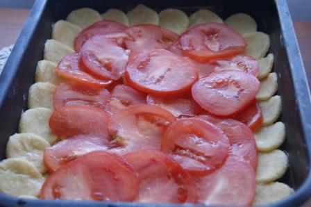 Сырный пирог с томатами