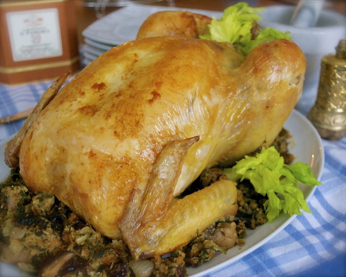 Жаркое из фаршированной курицы