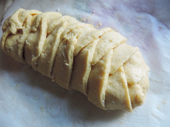 Клубничная плетенка