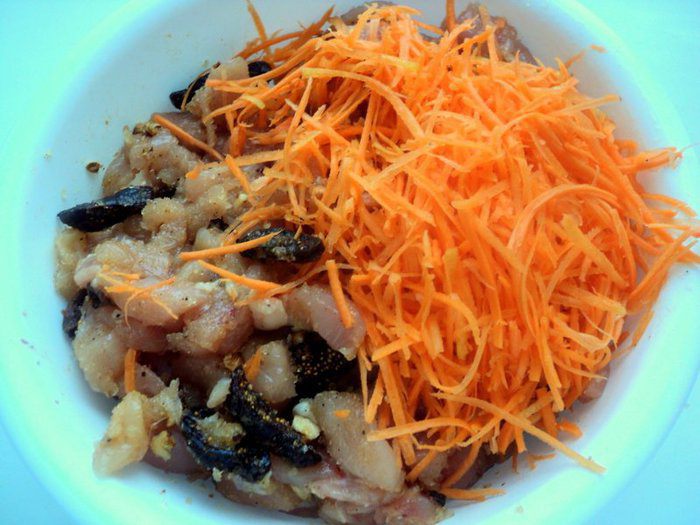 Куриный рулет с инжиром