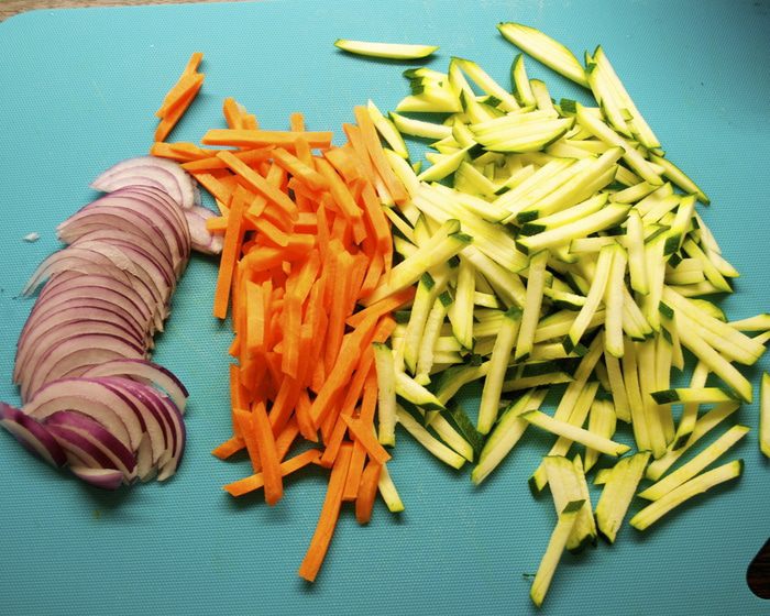 Рисовые спагетти по-китайски 