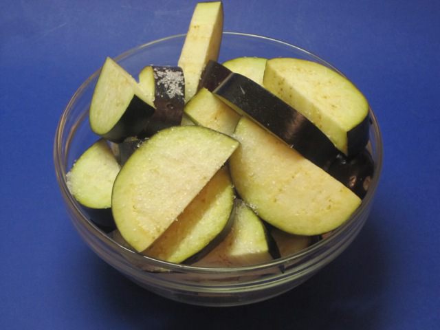 Пряные баклажаны