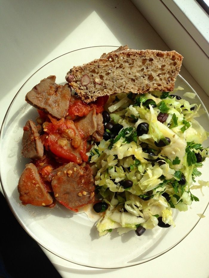 Язык под пикантным соусом 