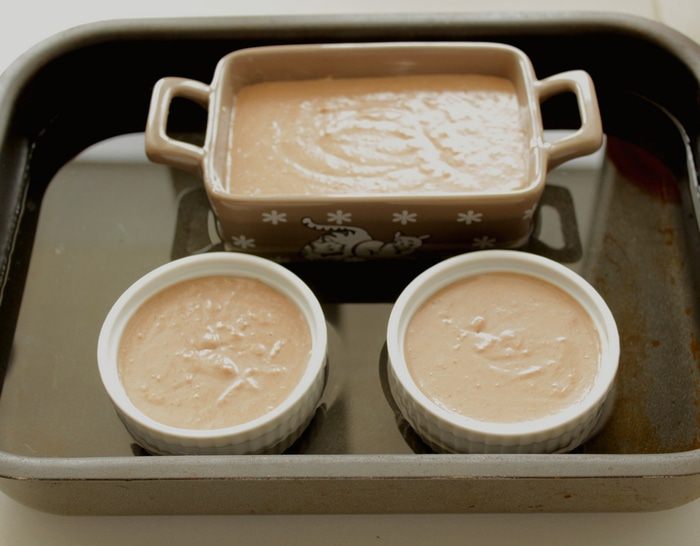 Пате из куриной печени с черной смородиной