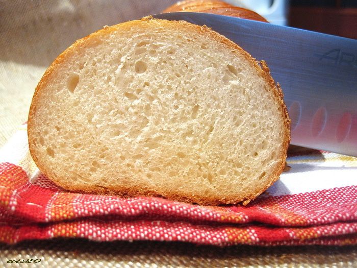 Батон молочный