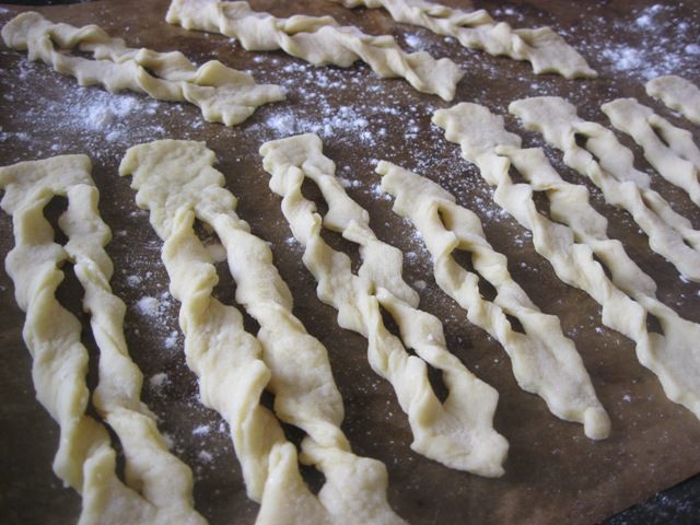 Печенье &amp;quot;Хворост&amp;quot; в духовке