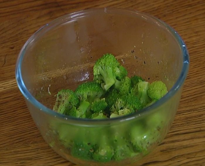 Бутерброд с брокколи и сыром 