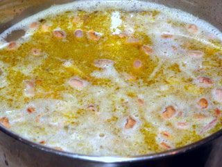 Фасолевый суп с копченой грудинкой