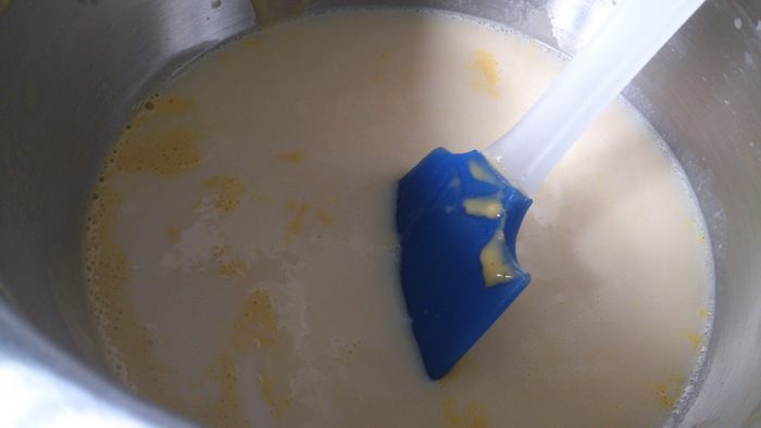 Блинчики с клубникой и заварным кремом