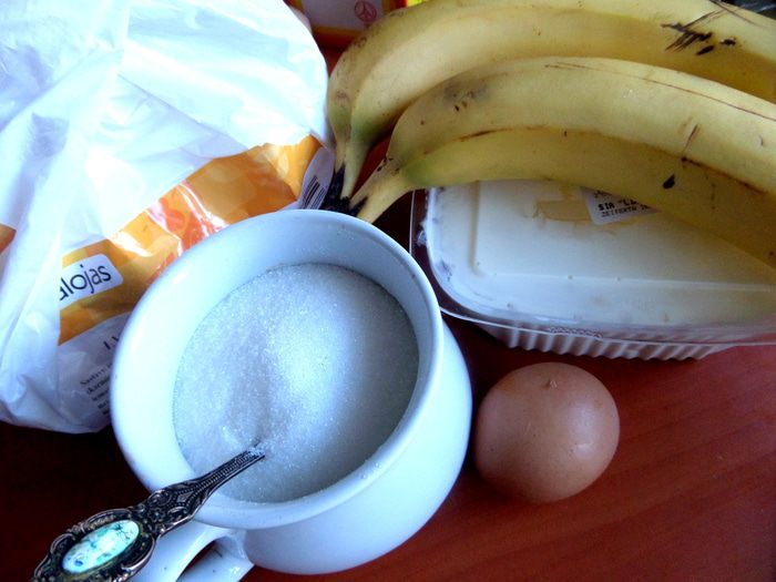 Банановый пирог на песочной основе