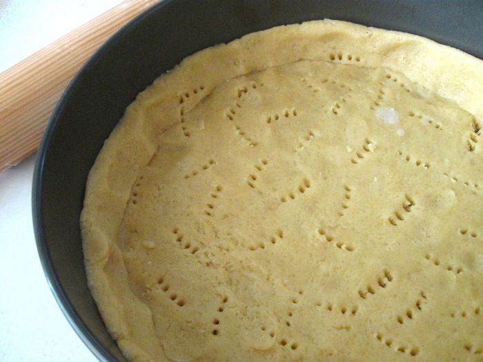 Тарт с франжипаном и карамелизованной грушей    