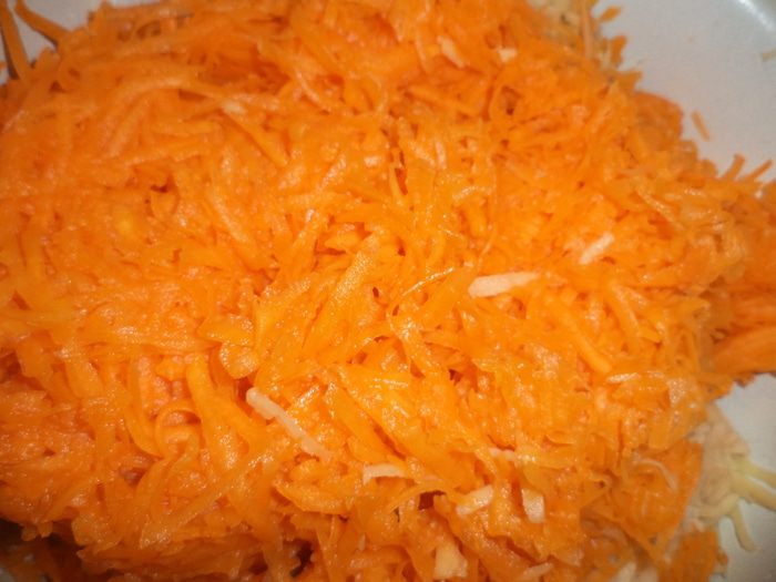 Румяные картофельно-тыквенные оладьи