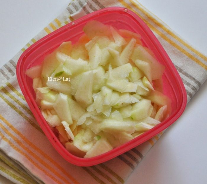 Нежный яблочно-грушевый пирог с хрустящей корочкой